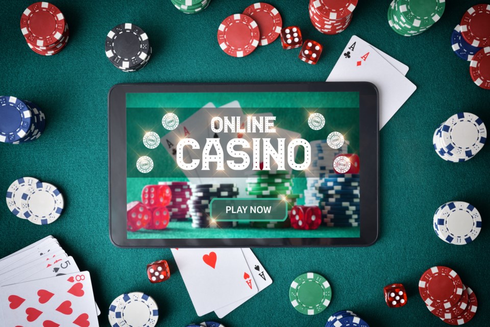 Understanding Live Dealer Casinos